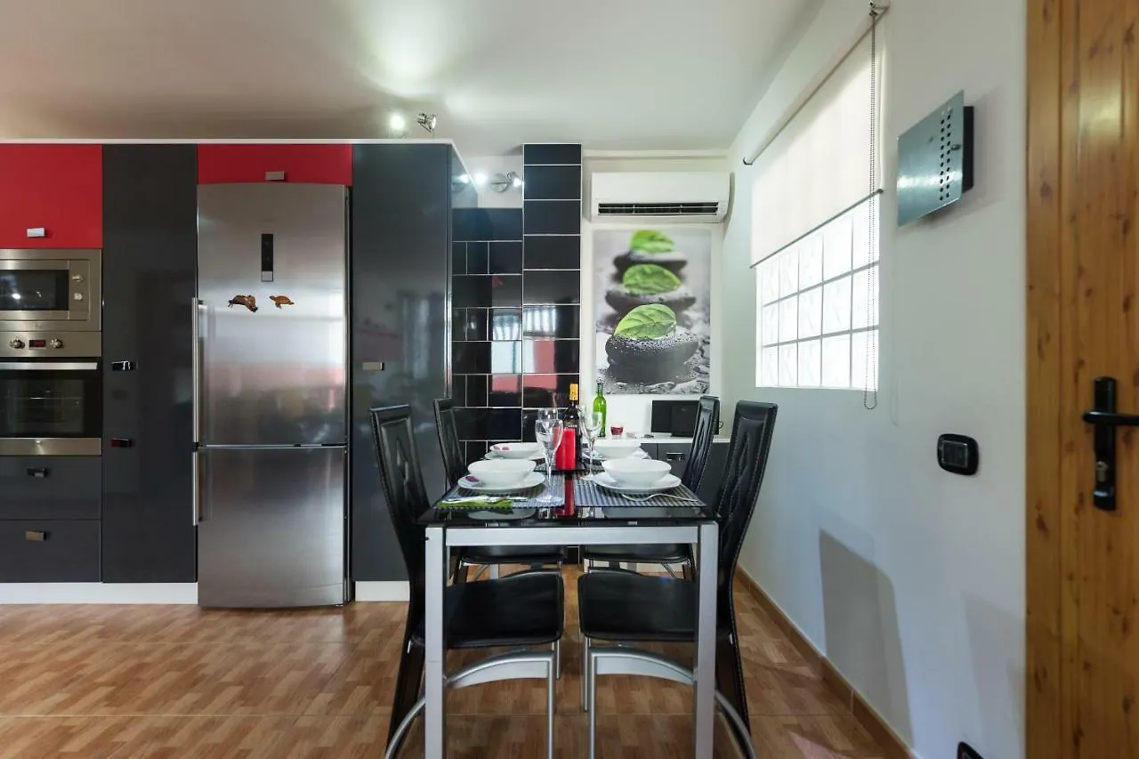 Las Salinas House Arinaga 0*,